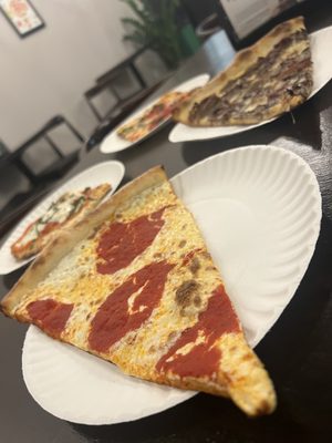 Bellucci Pizza by null