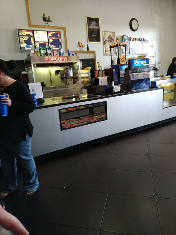 DERBY PLAZA THEATERS 11 Photos & 11 Reviews 1300 Nelson Dr, Derby, KS Yelp