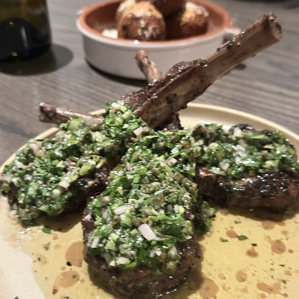 Gràcia Mediterranean - Lamb chops - Cocktail Bars Near Me - Austin, Texas Gràcia Mediterranean - Lamb chops - Cocktail Bars Near Me - Austin, Texas
