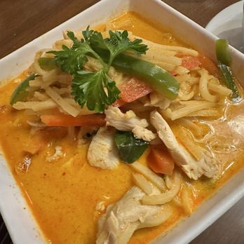 Ban Chok Dee Thai Cuisine-Langley - Red Curry with chicken - Thai Near Me - Langley, British Columbia Ban Chok Dee Thai Cuisine-Langley - Red Curry with chicken - Thai Near Me - Langley, British Columbia