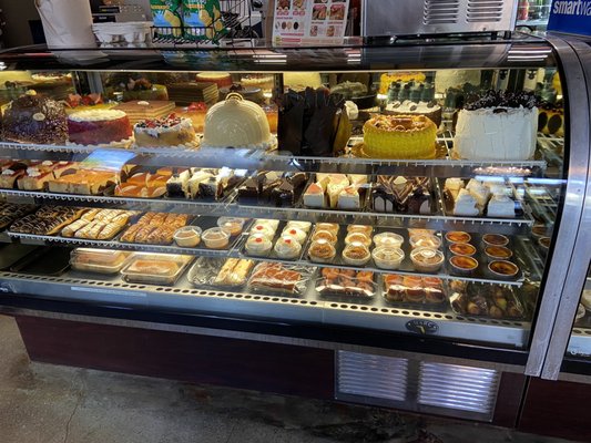 Pinecrest Bakery - Kendall by null