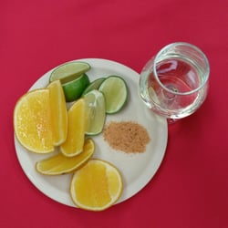 Restaurante El Tule - Servicio de mezcal