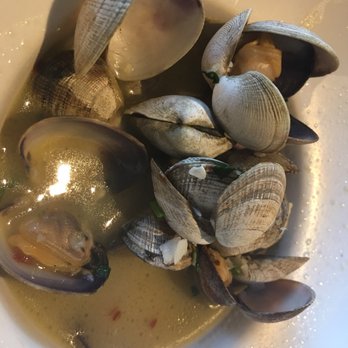 Cutters Crabhouse - Clams happy hour - Seafood Near Me - Seattle, Washington Cutters Crabhouse - Clams happy hour - Seafood Near Me - Seattle, Washington