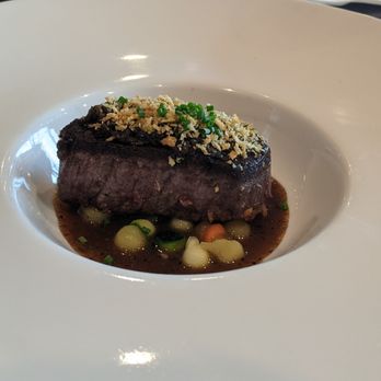 MW Restaurant - New American Near Me - Honolulu, Hawaii