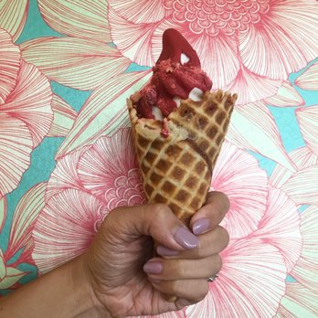 Big Softie - Vanilla with strawberry dip and pink praline - Ice Cream & Frozen Yogurt Near Me - Atlanta, Georgia Big Softie - Vanilla with strawberry dip and pink praline - Ice Cream & Frozen Yogurt Near Me - Atlanta, Georgia