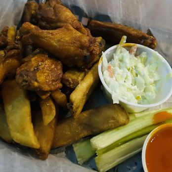 Monkey's Uncle Tavern - 5 Wing Combo - Bars Near Me - Jacksonville Beach, Florida Monkey's Uncle Tavern - 5 Wing Combo - Bars Near Me - Jacksonville Beach, Florida