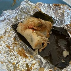 Flores Restaurant - 1 chicken tamales