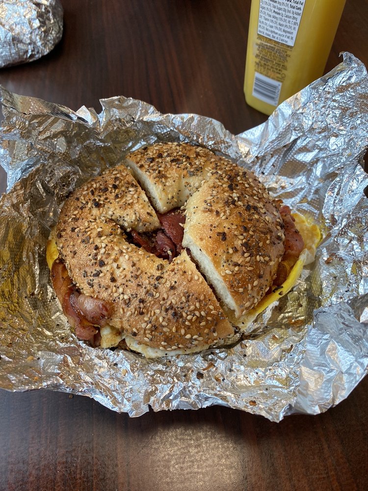 TRADITIONAL BAGEL CAFÉ 63 Photos & 126 Reviews 1279 North Ave, New
