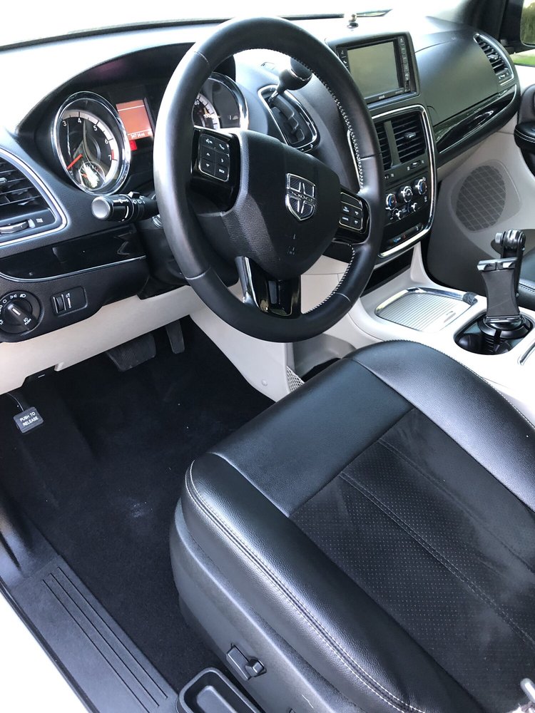 THREE OAKS CARWASH 33 Photos & 93 Reviews 985 W Wise Rd, Schaumburg, Illinois Car Wash