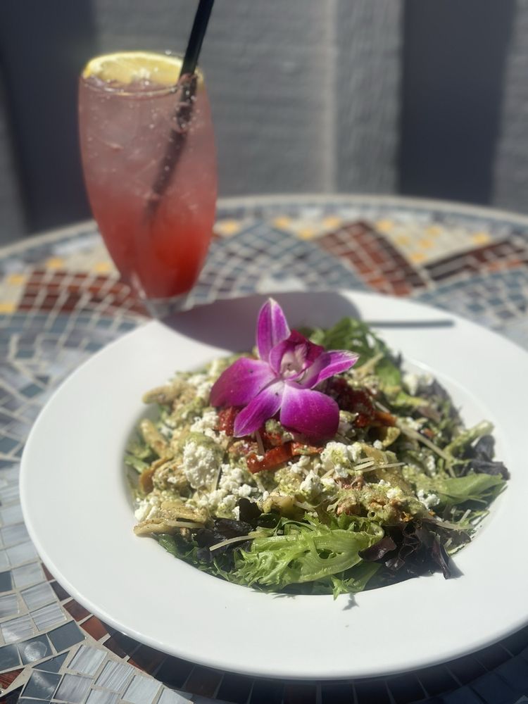 Pump House Bar & Grill