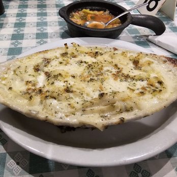 Sgt Peffers Cafe Italian - Fettuccine alfredo - Italian Near Me - Omaha, Nebraska Sgt Peffers Cafe Italian - Fettuccine alfredo - Italian Near Me - Omaha, Nebraska