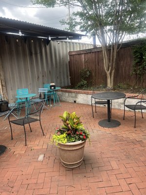 Ampersandwich by null