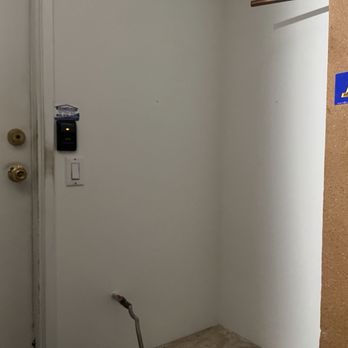 G Force Painting - Repaired wall - Painters Near Me G Force Painting - Repaired wall - Painters Near Me