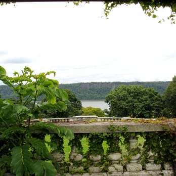 The Cafe at Wave Hill - Venues & Event Spaces Near Me - Bronx, New York The Cafe at Wave Hill - Venues & Event Spaces Near Me - Bronx, New York