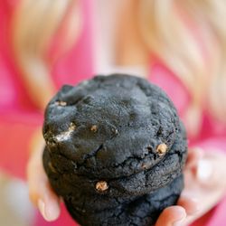 Doughpamine - Rhapsody Road cookies! Marshmallow, black cocoa powder, and crunchy pearls