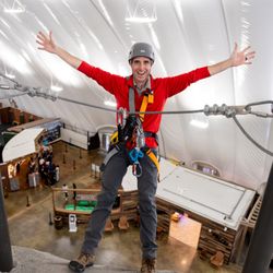 Bolder Adventure Park - Free-Fall Experience -
It's your chance to experience the thrill of a bungee jump in an indoor setting.