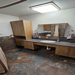 Modern Bath Makeover