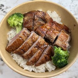 Yummy BBQ - Roast duck on rice