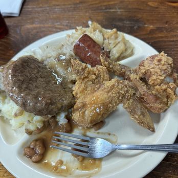 Oakridge - Buffet - Smokehouse Near Me - Schulenburg, Texas