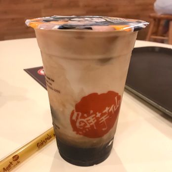Meet Fresh - Herbal tea with fresh milk and grass jelly - Desserts Near Me - Atlanta, Georgia