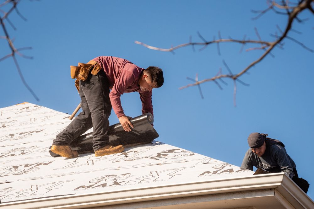 Slide of Thunderstruck Roofing & Const.