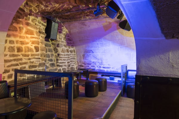 Le Cavern by null