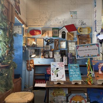 Hicklebee's - Bookstores Near Me - San Jose, California