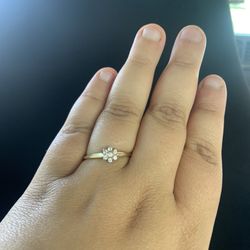 Praters Jewelry - My wedding ring! I'm so in love