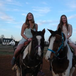 Pomolas Equestrian Center - Dressed to ride