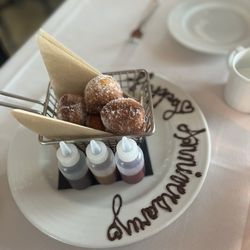 Charlie's of Bay Head - Special touches