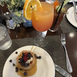 Country Club of the Carolinas - Sunday brunch buffet