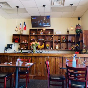 Arepitas - Inside dining area - Venezuelan Near Me - Harker Heights, Texas