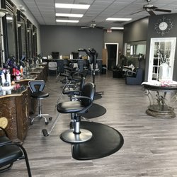 Salon E Clips - Salon E-Clips - New owner and is newly remodeled!!