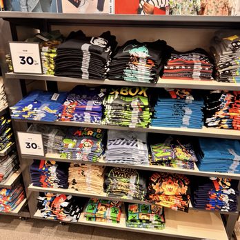 Old Navy Outlet - Men's Clothing Near Me - Central Valley, New York Old Navy Outlet - Men's Clothing Near Me - Central Valley, New York