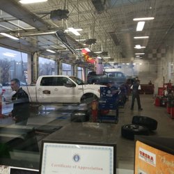 Les Schwab Tire Center