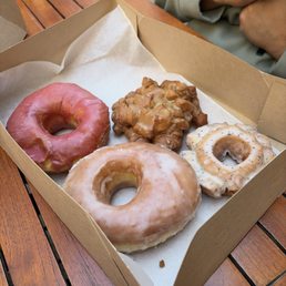 Box of 4 Box of 4