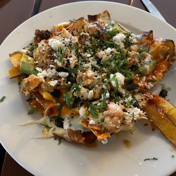 Buccanos At Night - Lobster nachos - Bars Near Me - Cozumel, ROO