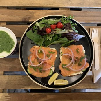 Kunst Coffee Haus - Yuzu matcha latte & salmon toast - Coffee & Tea Near Me - Bayside, New York