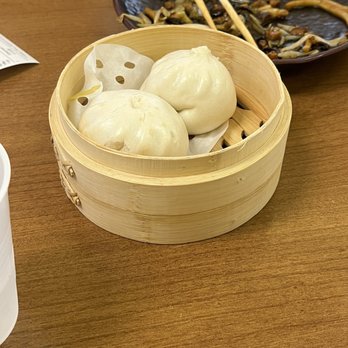 Hiro Ramen & Tea - Pork steam Steamed Pork Buns (3) - Ramen Near Me - Columbus, Ohio