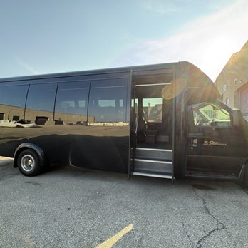Toronto Charters - Black Mini Bus Toronto Charters - Bus Rental Near Me - Toronto, Ontario Toronto Charters - Black Mini Bus Toronto Charters - Bus Rental Near Me - Toronto, Ontario