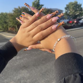 Lucien Nail Spa - Nail Salons Near Me - Rialto, California Lucien Nail Spa - Nail Salons Near Me - Rialto, California