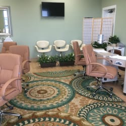 Maxim Nails & Spa