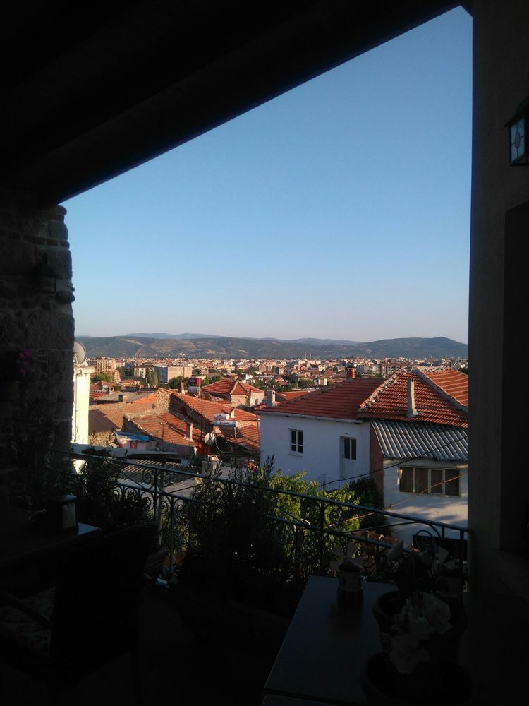 Hera Hotel