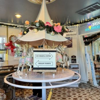 Solvang Trolley Ice Cream Parlor - Desserts Near Me - Solvang, California