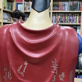 House of Secrets - Such a cool place! For comic collectors by collectors! - Comic Books Near Me - Burbank, California House of Secrets - Such a cool place! For comic collectors by collectors! - Comic Books Near Me - Burbank, California