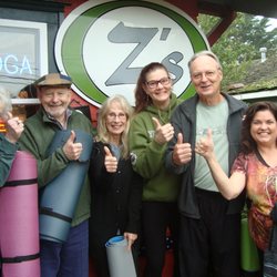 Z's Body & Soul - Beautiful Yoga students, all ages and genders, all are welcome!