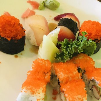 Sushi Moto Asian - California roll and sushi - Sushi Bars Near Me - Wellington, Florida