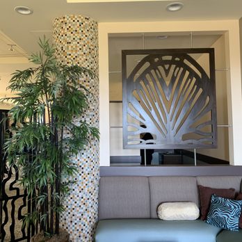 The Pearl - New American Near Me - Pearl City, Hawaii