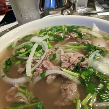 Pho Tay Ho - Number 10 XL - Vietnamese Near Me - Montreal, Quebec