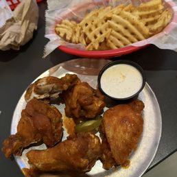 5 wing combo with waffle fries spicy ranch flavor 5 wing combo with waffle fries spicy ranch flavor